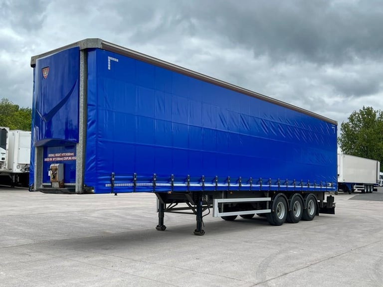 image for curtainsider TIGER TRAILERS 4.5m bpw 3 axle on air , 9ft 4inch side load height