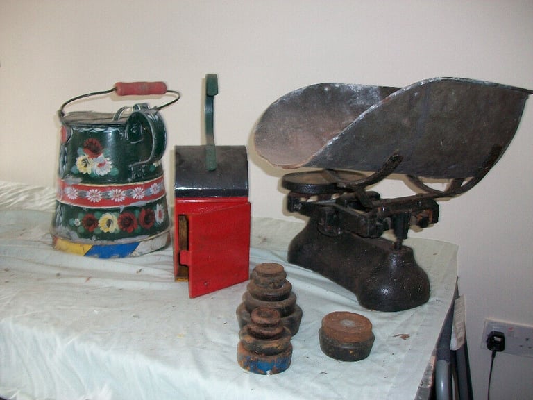 Weighing scales