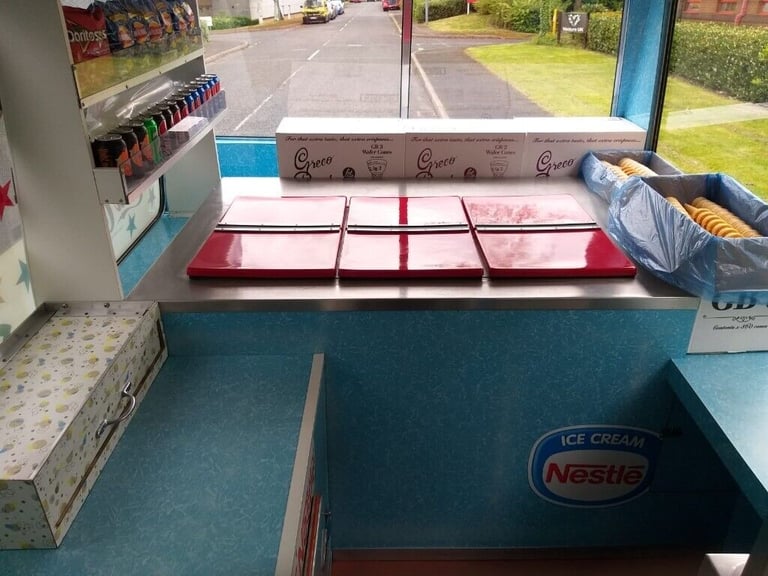 1987, BEDFORD CF2 SOFT ICE CREAM VAN  2300 cc