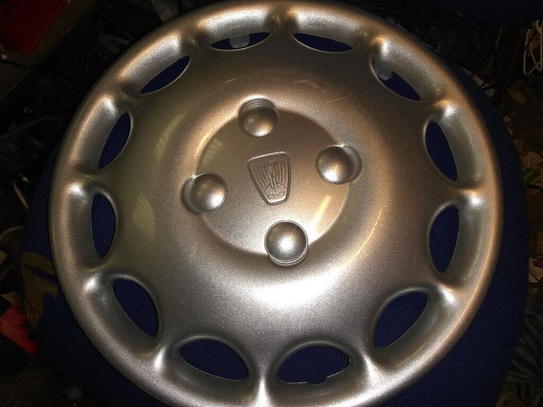 ROVER 200 400 WHEEL TRIMS NEW OLD STOCK DTD101460