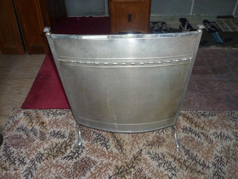 image for Vintage Fire Screen