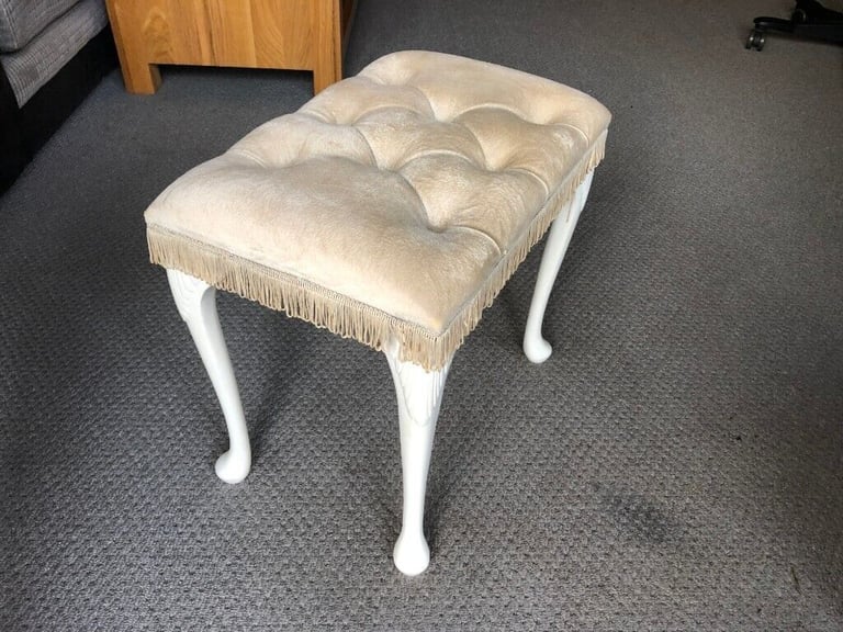 Beautiful Vintage Swanglen Furniture Button Dralon Dressing Table Stool White