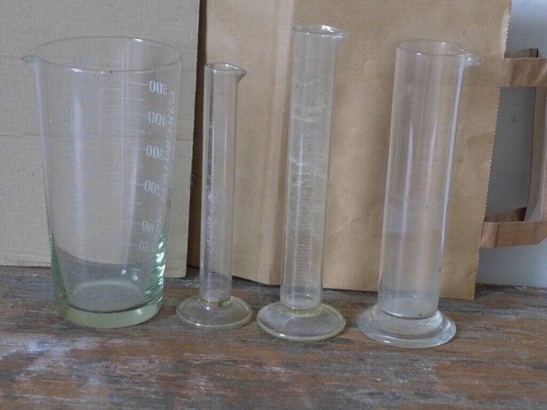 VINTAGE SCIENCE LABORATORY CHEMISTRY PHOTOGRAPHIC GLASSWARE JARS VASES