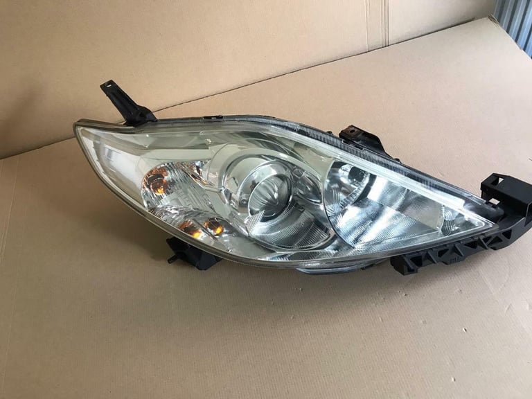 2007 MAZDA 5 1.8 PETROL RIGHT DRIVER SIDE FRONT HEADLIGHT C235-51040