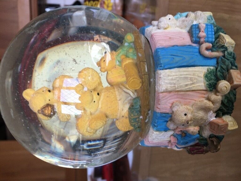 image for REGENCY FINE ARTS TEDDY BEAR SNOW GLOBE
