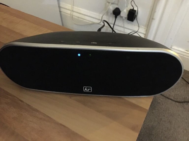 Bluetooth Kitsound speaker. KS Slam portable speaker.