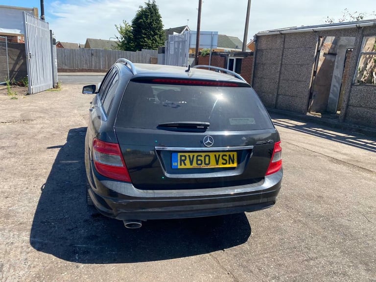 breaking for parts meecedes c220 amg automatic 2011 estate