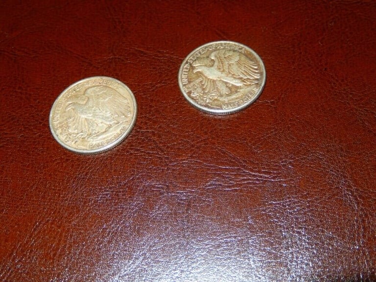 image for 2 AMERICAN HALF DOLLARS INCLUDING SIGNED FOR POST AND PACKING