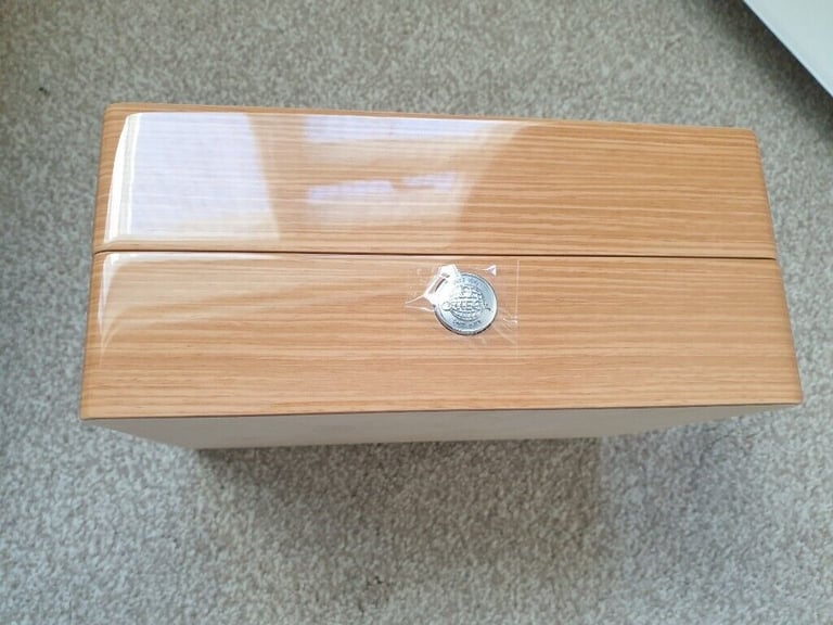 OMEGA Watch GENUINE NEW Box ✅🔥🔥