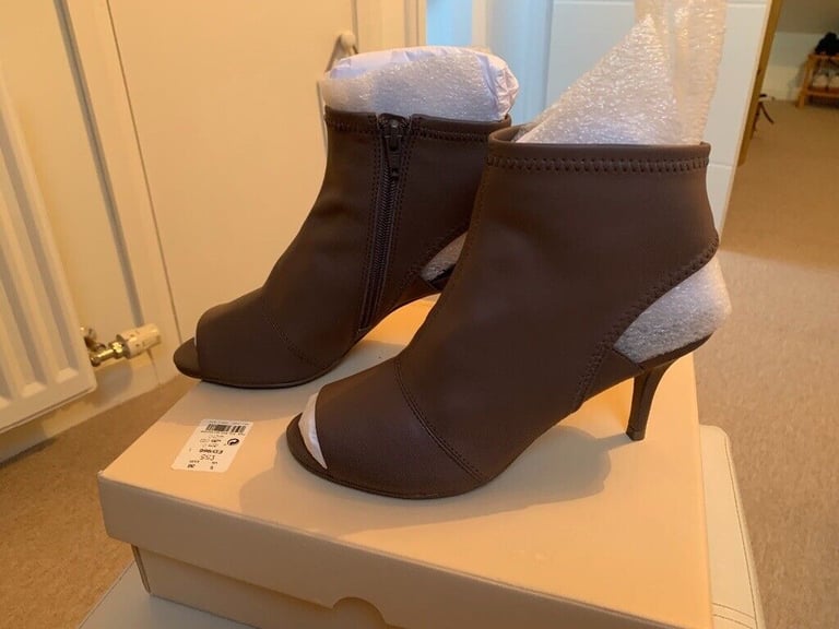 Next peep toe boot