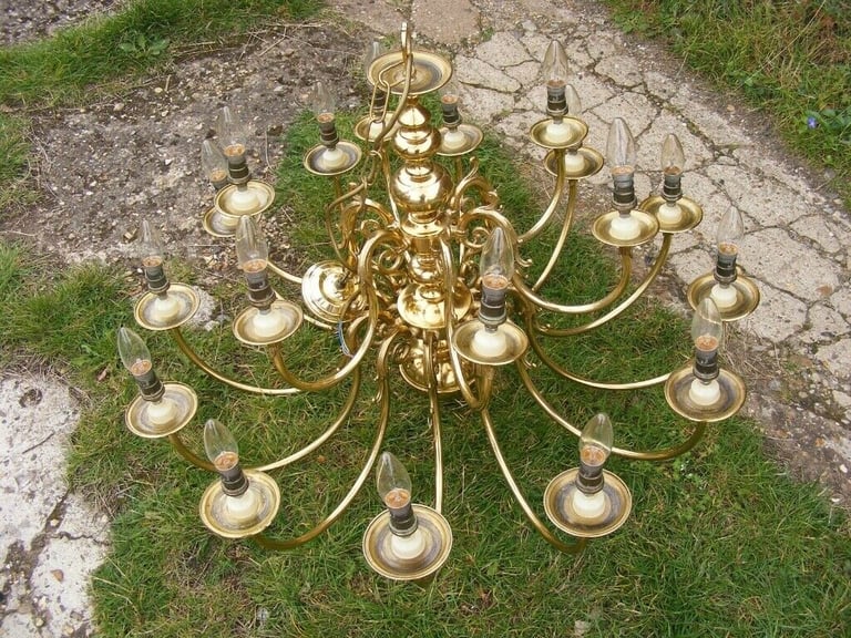 Chandelier for Sale in Hertfordshire Lighting Light Fittings Light Fixtures Gumtree