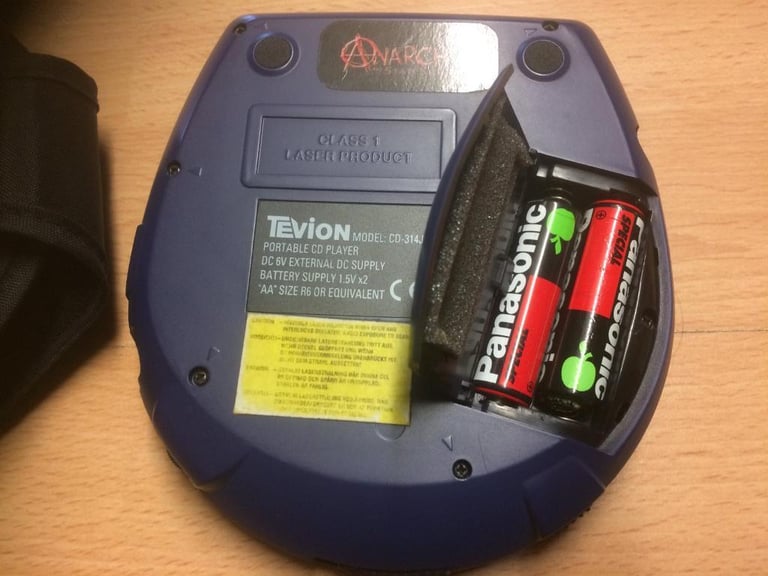 Retro CD Player and Holder in Case 