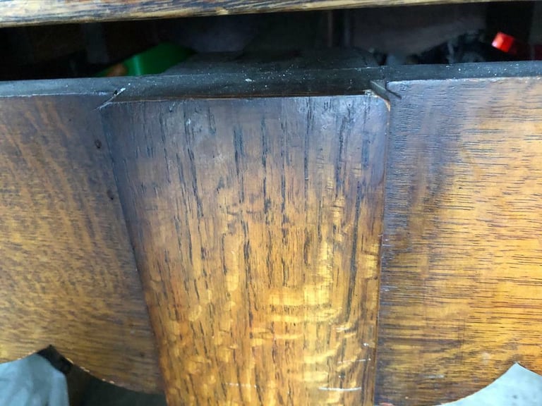 AntiqueDiningTable with extensions leaves 