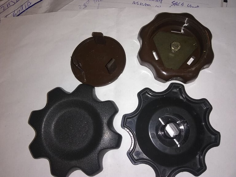 MK 1 AND MK 2 METRO PARTS AVAILABLE - BREAKING FOR SPARES ALSO MK3 METRO & ROVER 100