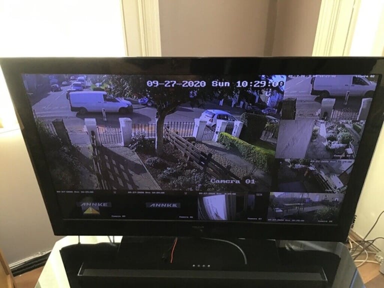 Cctv dvr including one tera bit surveillance hard drive 8 channels 
