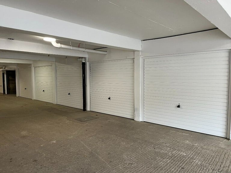 Garage to Rent at Camelot Close, Andover, SP10 4BG **NEW DOORS**