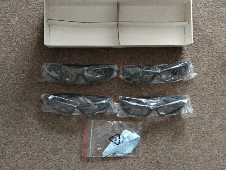  3D FPR Panel glasses - set of four, boxed with cleaning cloth. New, unused.