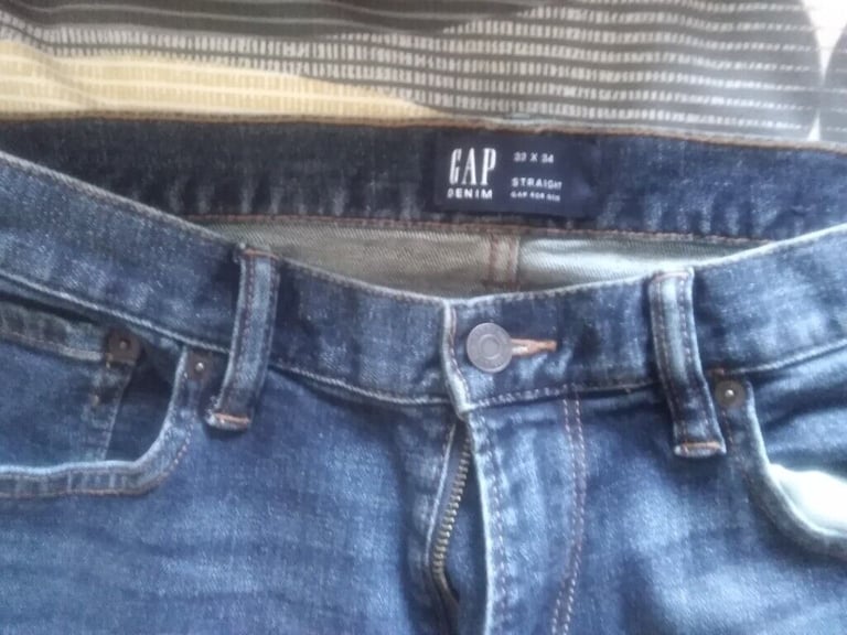 2 pairs of denim jeans good condition. Good makes