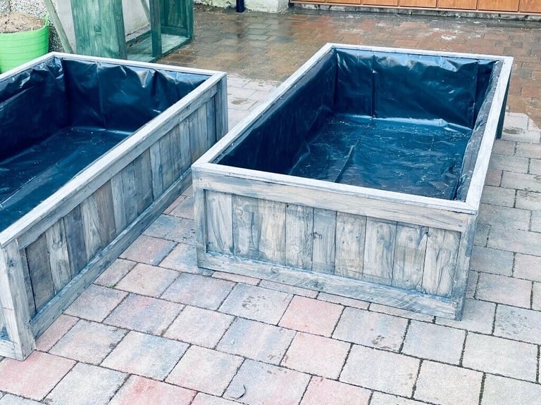 Handmade Wooden Flower/Planter/Vegetable Large Planter 