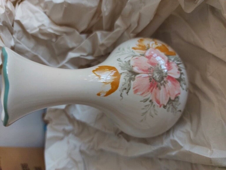 MARKS & SPENCER ANENOME VASE