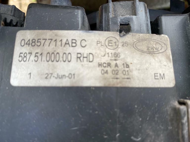2001 Chrysler Grand voyager headlights 