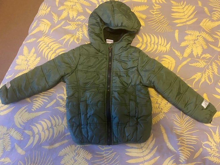 Boys jacket for 3-4 years.