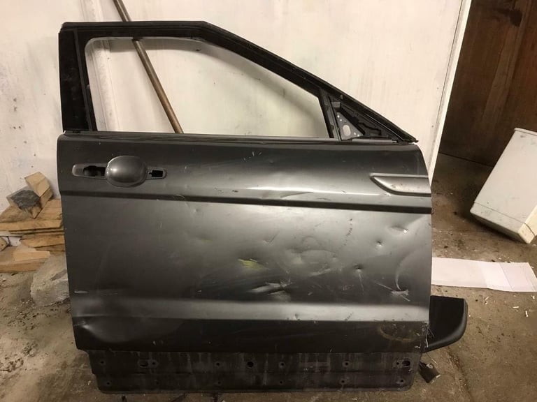 RANGE ROVER EVOQUE L538 DRIVER SIDE OFFSIDE FRONT DOOR (2011-2018)