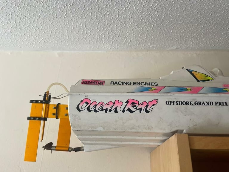 Nitro boat