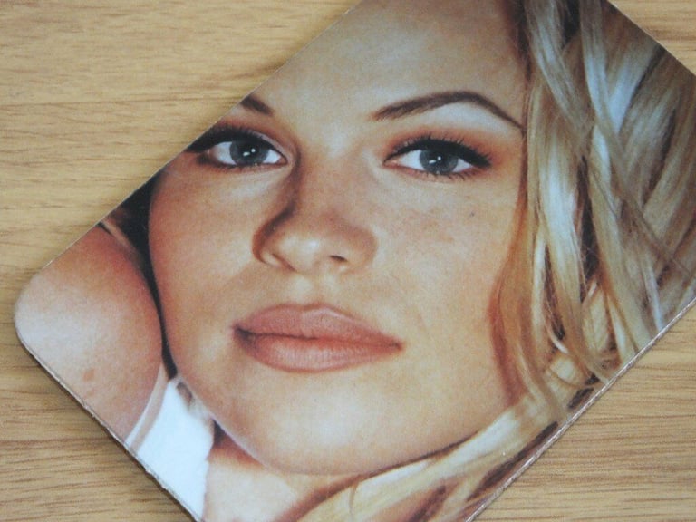 SET OF 4 COASTERS FOR CUPS (PAMELA ANDERSON)