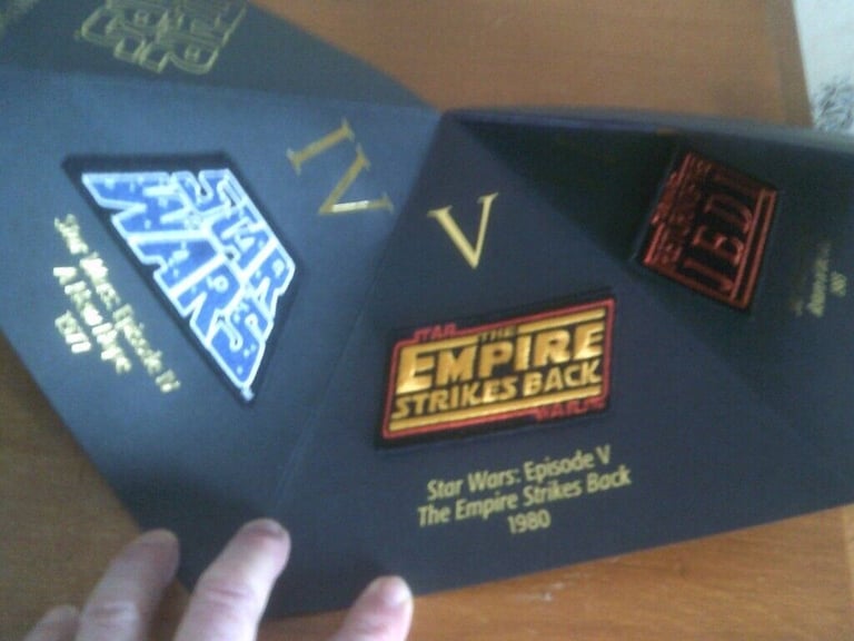STAR WARS  EMBROIDERED EMBLEMS   NEW  BUYER COLLECTS 