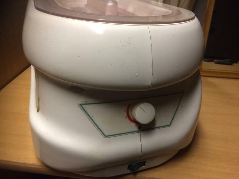 Paraffin Wax Heater for Skin Conditions for Salon or Home Use