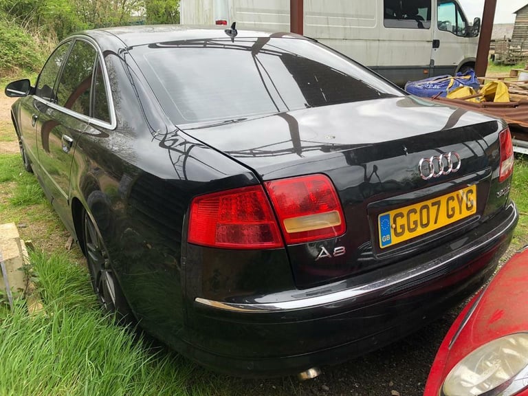 Breaking for parts AUDI A8 D3 facelift 3.0 v6 diesel, automatic, back