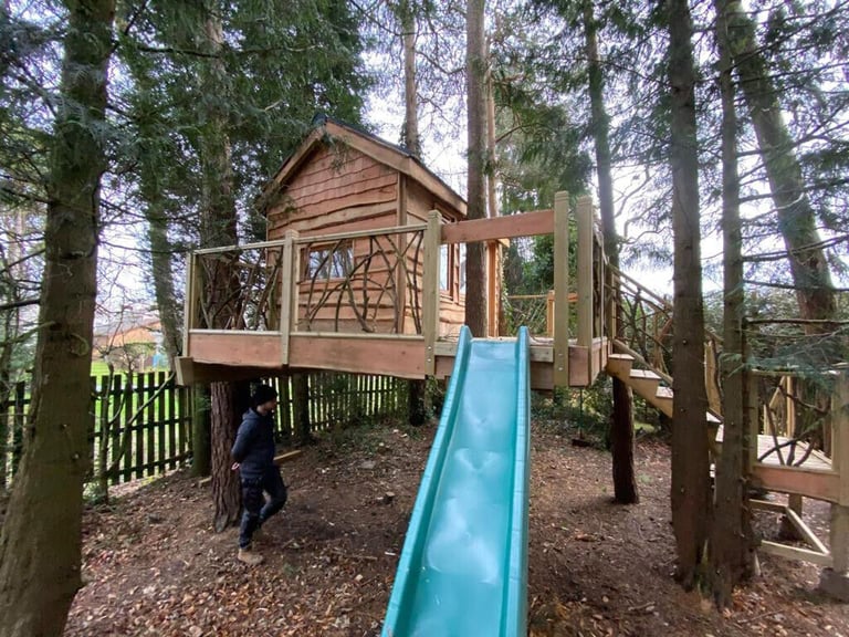 Scottish larch cladding square edge and waney edge 