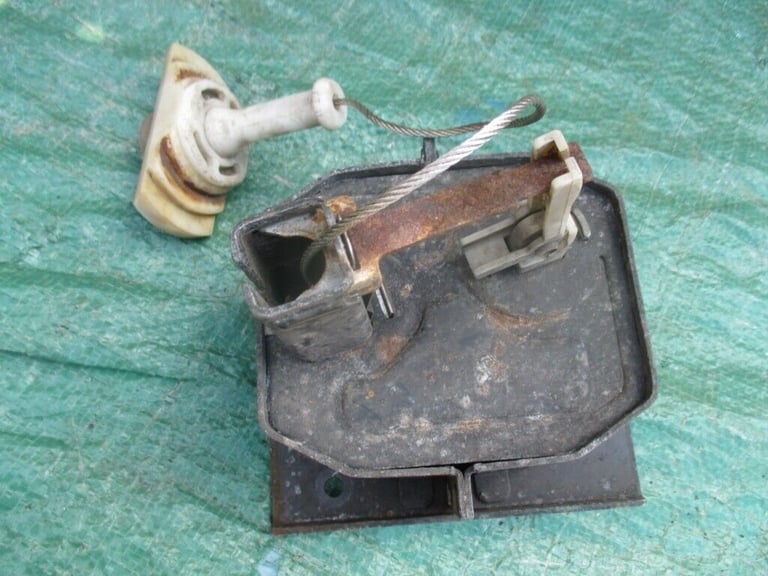 FORD GALAXY  mk 2  SPARE WHEEL CARRIER/ HOIST 
