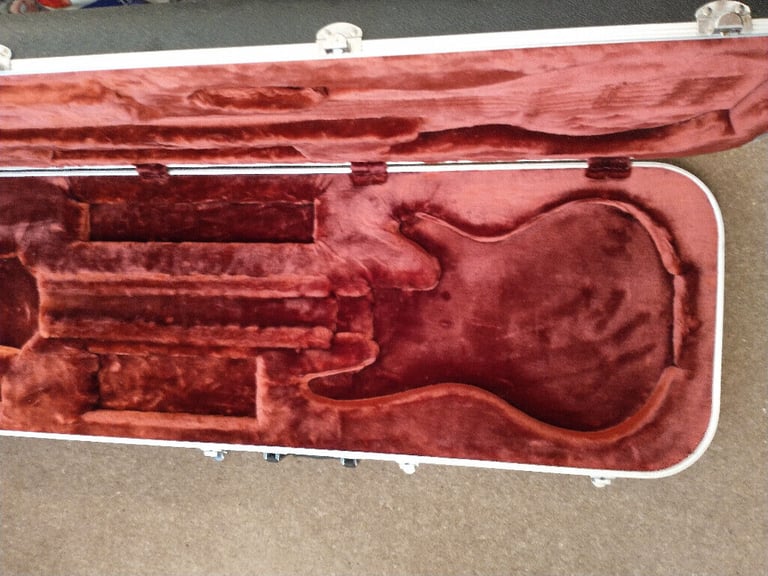 IBANEZ 5 STRING BASS GUITAR - SDGR SR505 plus Ibanez flight case