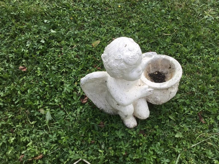 image for Garden decoration angel - putto