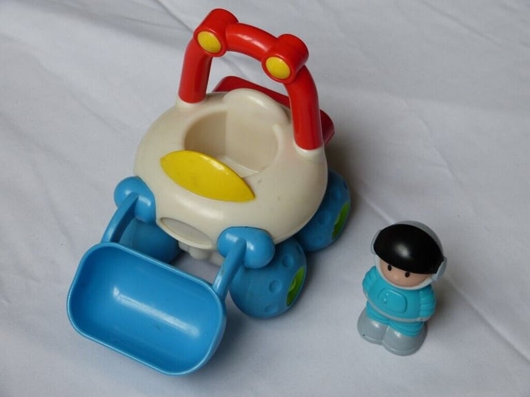 ELC HAPPYLAND SPACE MOON BUGGY DIGGER & ASTRONAUT SPACE MAN