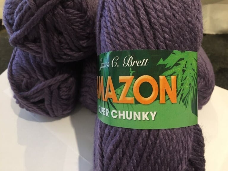 5 X 100 GRAM  BALLS OF JAMES C BRETT AMAZON SUPER CHUNKY KNITTING WOOL