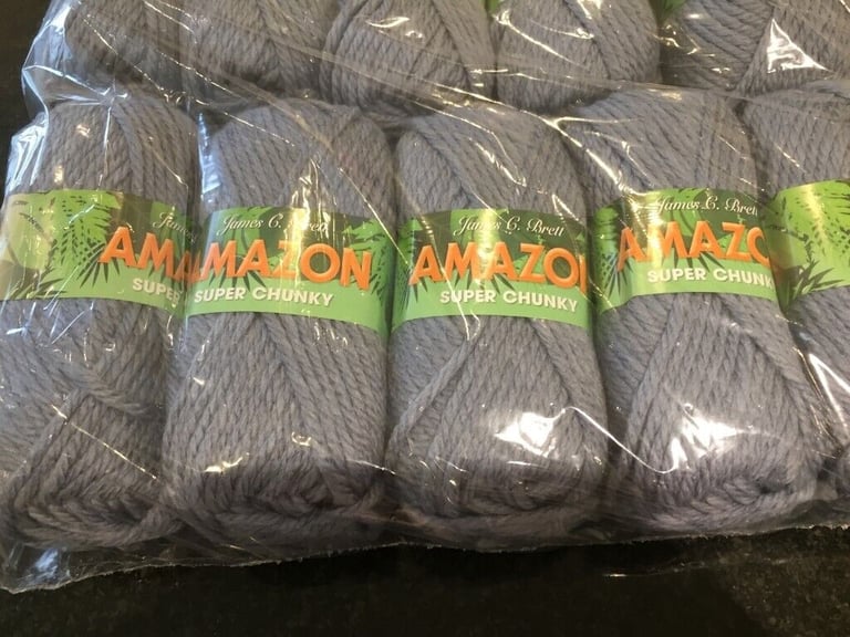5 X 100 GRAM  BALLS OF JAMES C BRETT AMAZON SUPER CHUNKY KNITTING WOOL