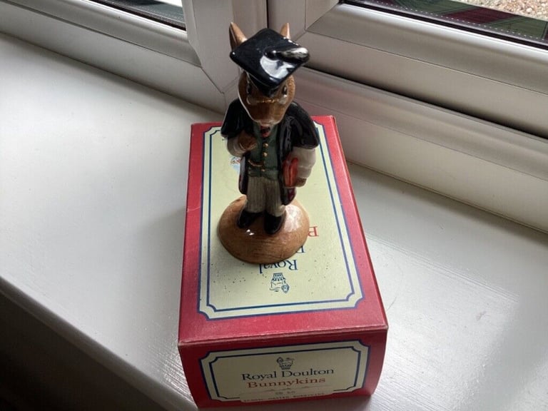 Royal Doulton Bunnykins figurine 