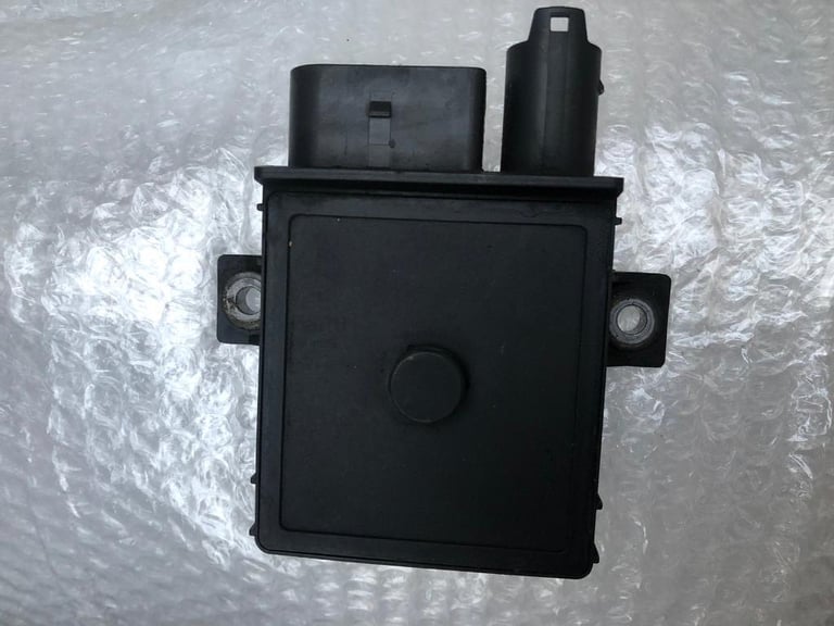 image for Mercedes v6 OM642 Diesel GLOW PLUG CONTROLLER, MODULE, Beru