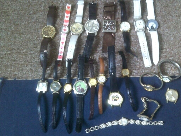 image for 21 MIXED WATCHES   SPARES OR REPAIRES    BUYER COLLECTS   