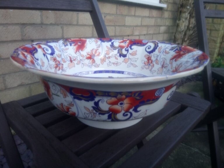 Large Amherst Japan Display Bowl