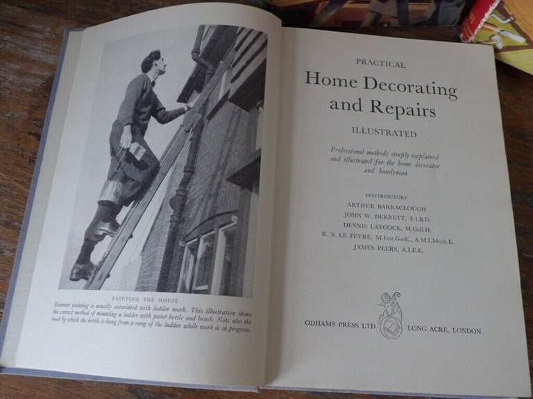Three collectable vintage DIY books published by Odhams Press. See below for titles and details. 