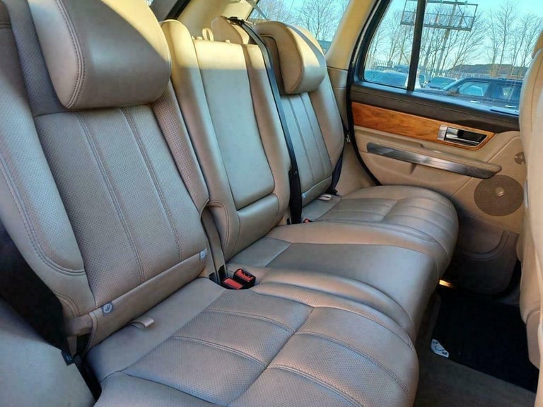 2013 62 LAND ROVER RANGE ROVER SPORT 3.0 SDV6 HSE BLACK 5D 255 BHP - FREE DELIVE