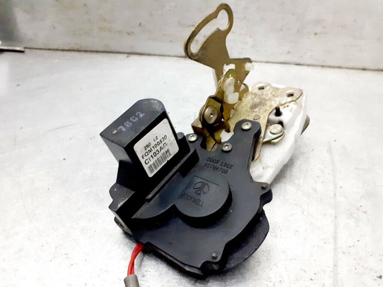 ROVER 25 REAR DOOR LOCKS WITH CENTRAL LOCKING MOTORS 1999 - 2006 FQM100830 FQM100820
