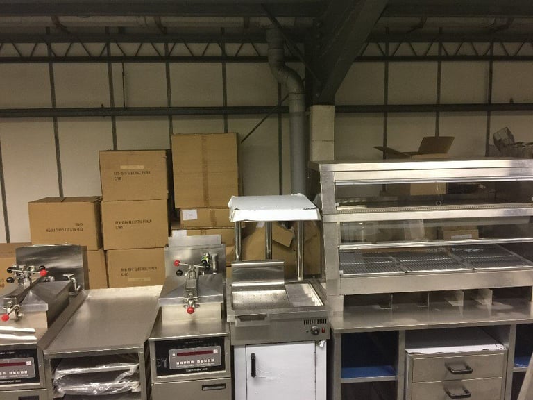 Henny Penny Pressure Fryer with Computron PFG 8000