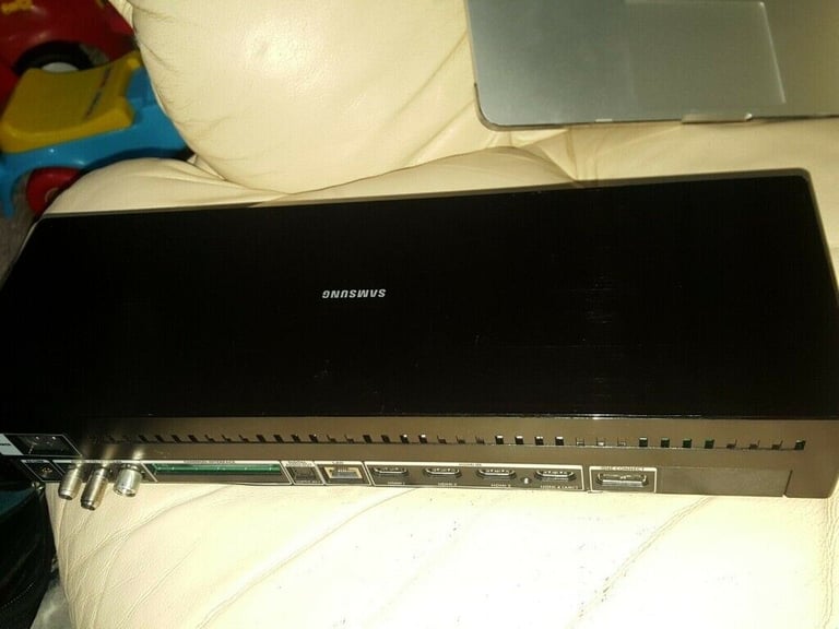 image for SAMSUNG ONE CONNECT BOX FOR QE75Q95T (2020 MODEL)