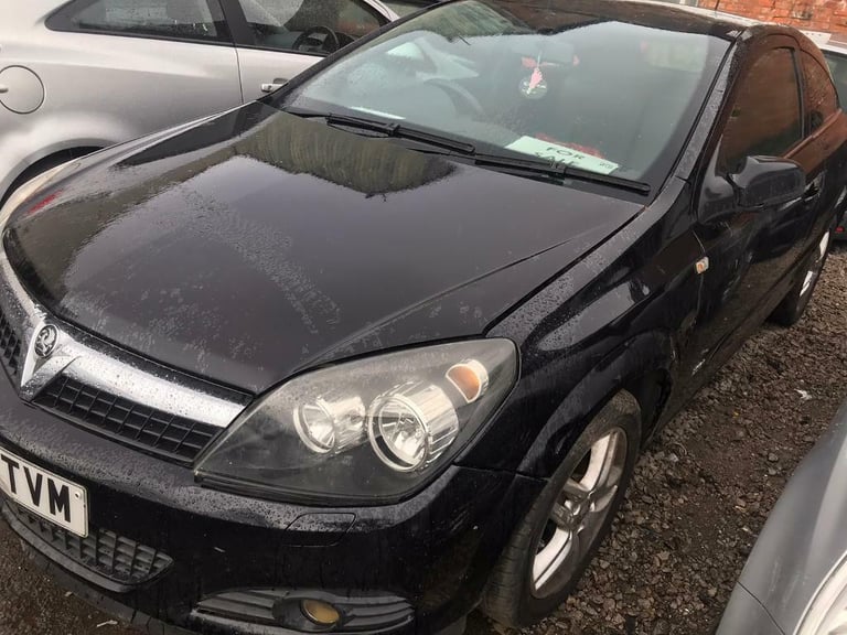 Vauxhall Astra H window Screen  Front Breaking 2006 - 2008 