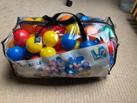 Intex Multicolored Fun Balls 